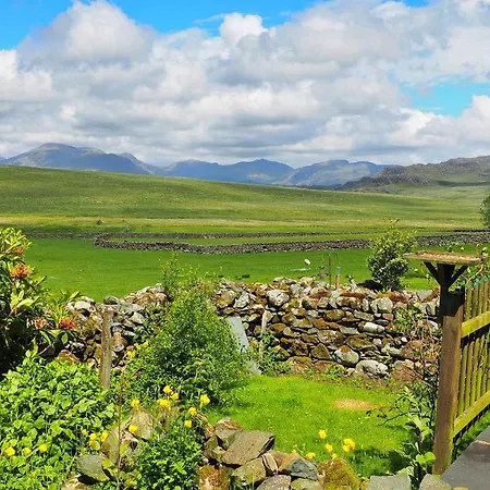 Finest Retreats - Woodend - The